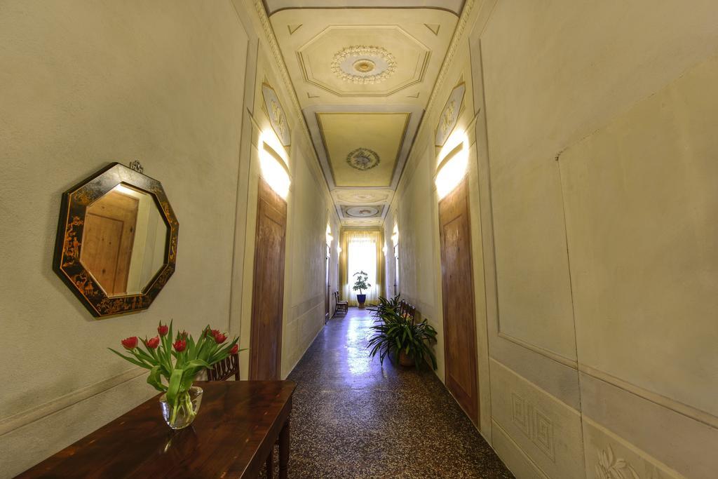 Torre Dei Lari Residenza D'Epoca Bed & Breakfast Florence Ngoại thất bức ảnh