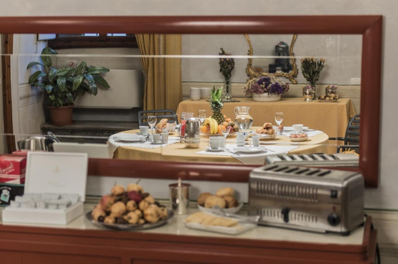 Torre Dei Lari Residenza D'Epoca Bed & Breakfast Florence Ngoại thất bức ảnh