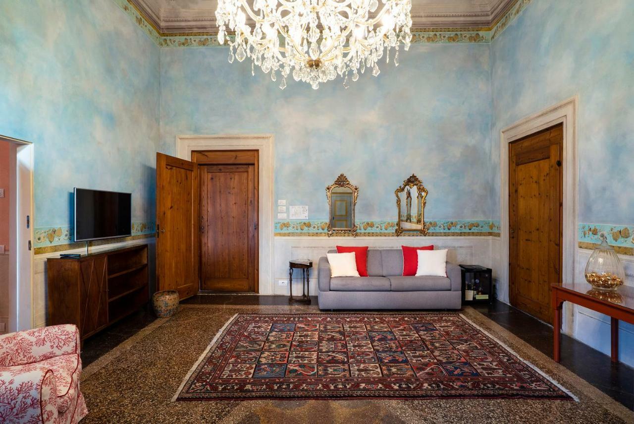 Torre Dei Lari Residenza D'Epoca Bed & Breakfast Florence Ngoại thất bức ảnh